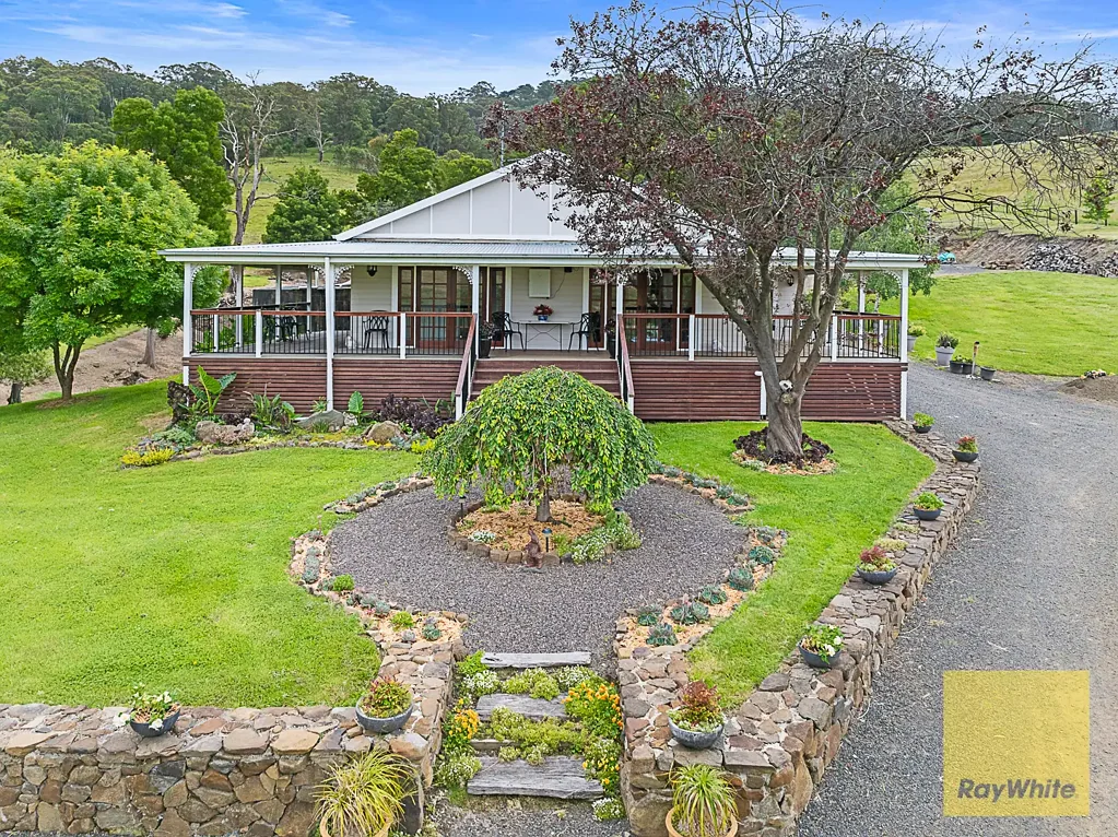 Devon North PICTURESQUE GRAZING LIFESTYLE PROPERTY