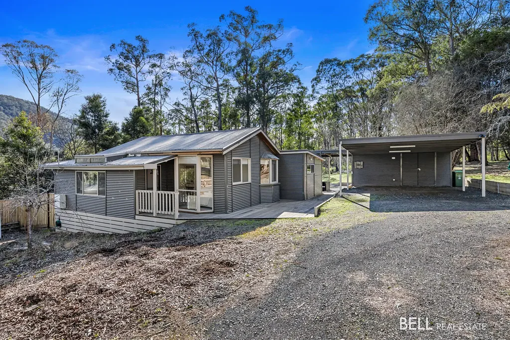 9 Leith Road, Mcmahons Creek, VIC 3799