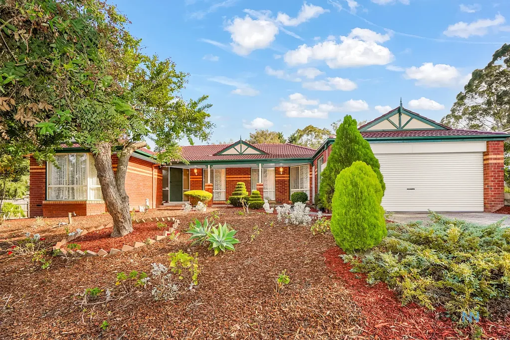 46 Azarow Circuit, Croydon South, VIC 3136