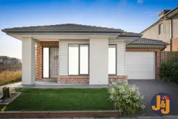 86 Exploration Avenue, Werribee