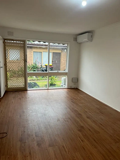 5/4-10 Plover Street, Melton, VIC 3337, 2房, 1浴, Unit