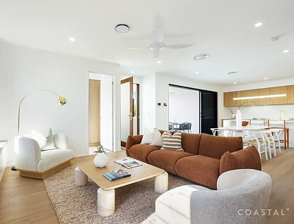 2 Helena Street, Biggera Waters, QLD 4216, 4房, 2浴, 公寓