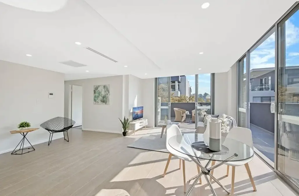 Epping 3कमरा Bright and sunny third floor with lift