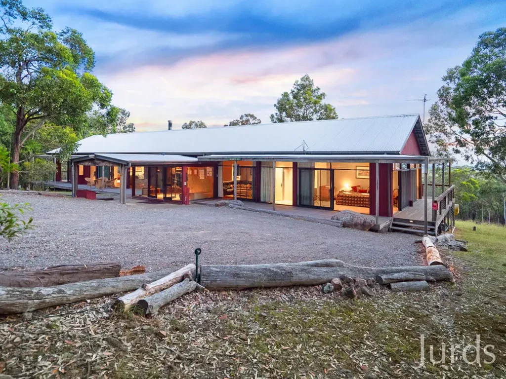 Vacy BANJOS - Luxury, Seclusion and Proven Income in the Hunter Valley