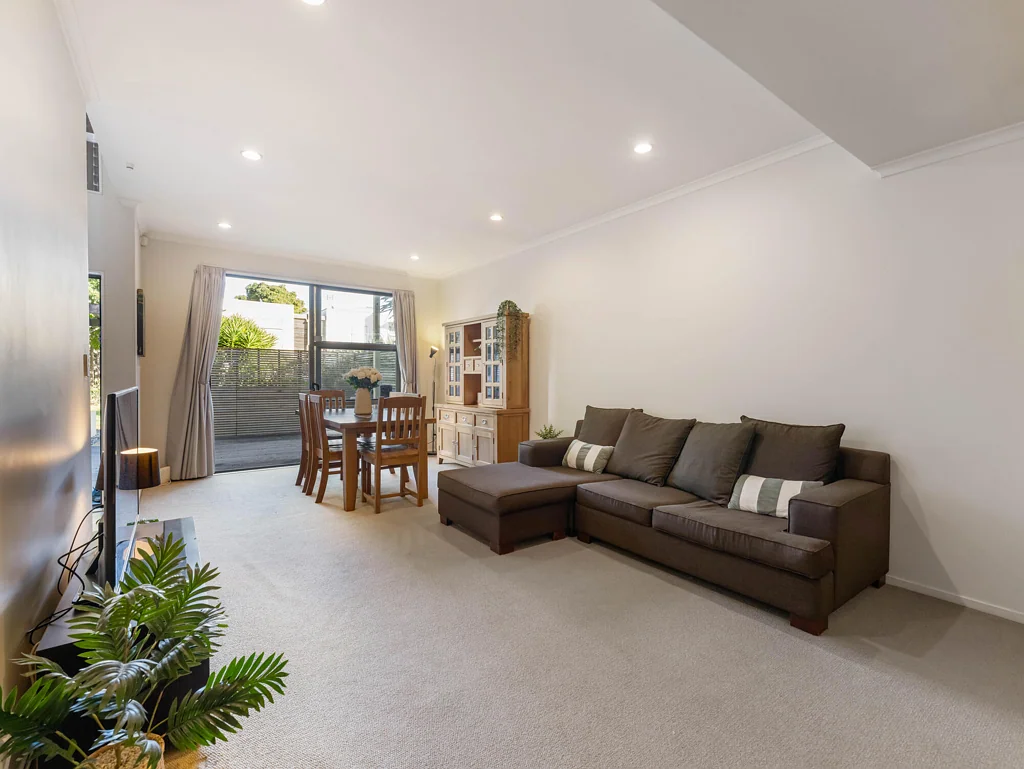 19 The Track, Takanini, Papakura, Auckland