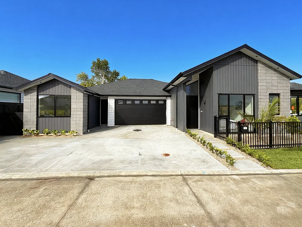 2 Lucent Lane, Milldale, Rodney, Auckland