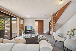 3/82 Mary Street, Como