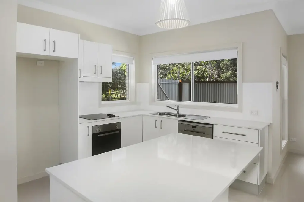 Spacious Coastal Townhouse Just Moments from the Beach