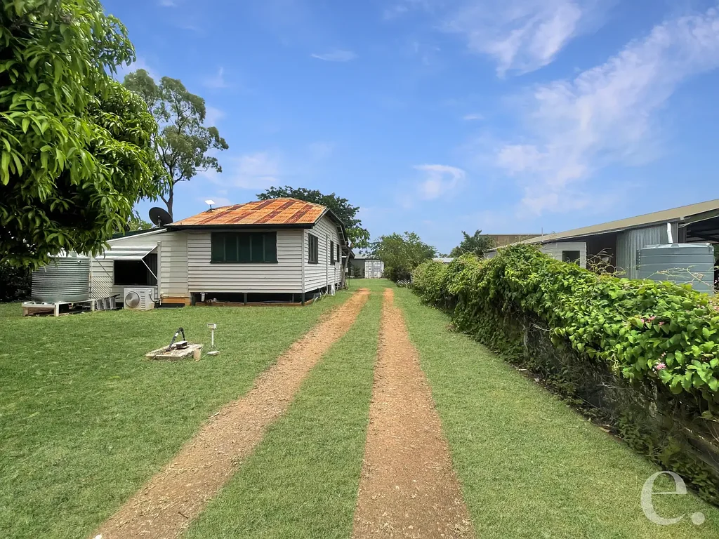 Chillagoe 2બેડરૂમ QUAINT TIMBER QUEENSLANDER IN CHILLAGOE!