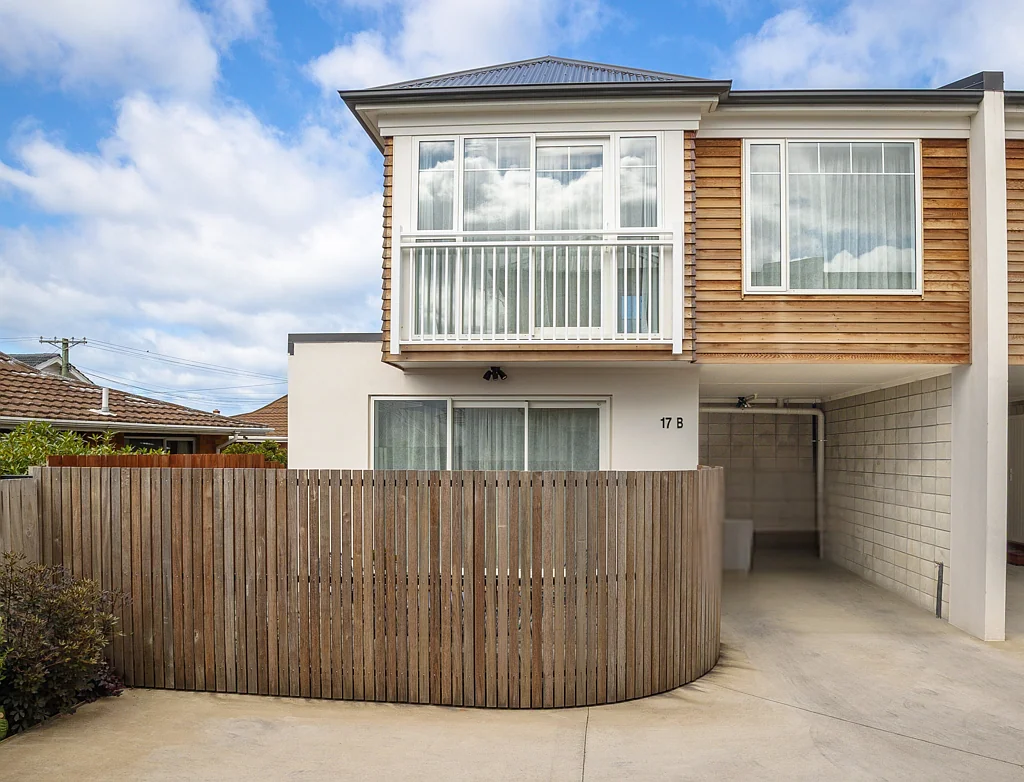 Saint Clair 2 Bedroom Saint Clair Stunner