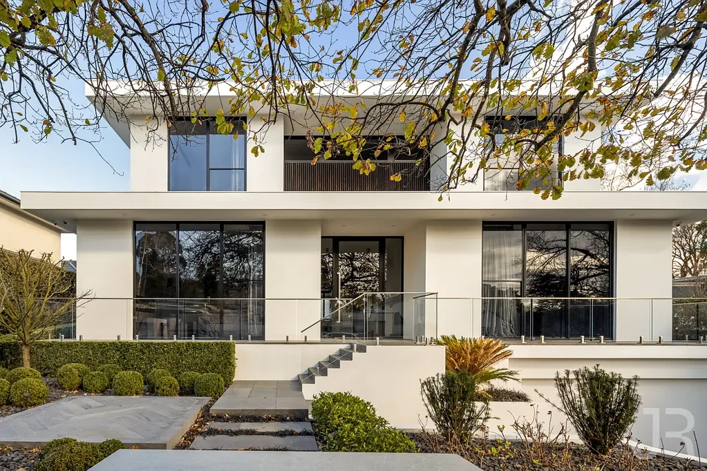 Berwick 4ਬੈੱਡਰੂਮ The Trophy Home, Redefined.