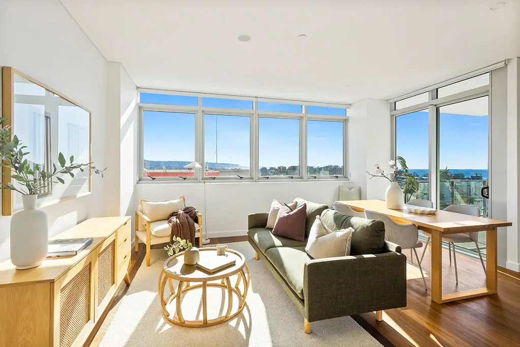 Wollongong 2غرفة نوم Sunlit oasis with panoramic ocean views