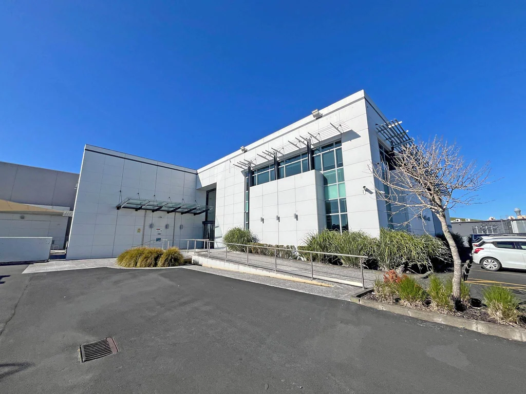 East Tamaki MODERN GROUND FLOOR OFFICE
