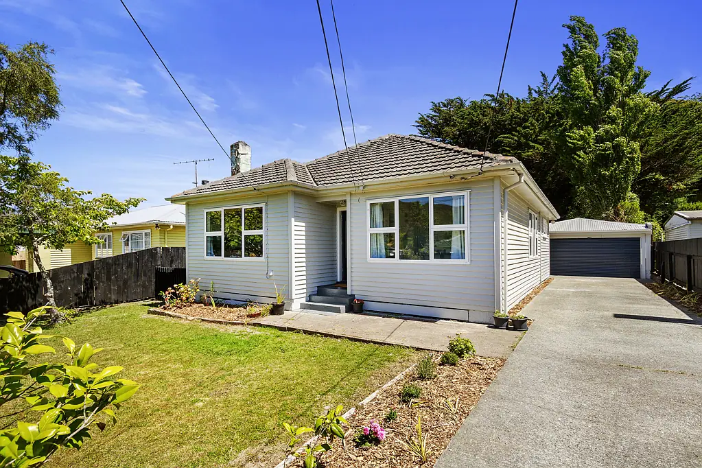 87 Wellington Road, Wainuiomata, Lower Hutt, Wellington
