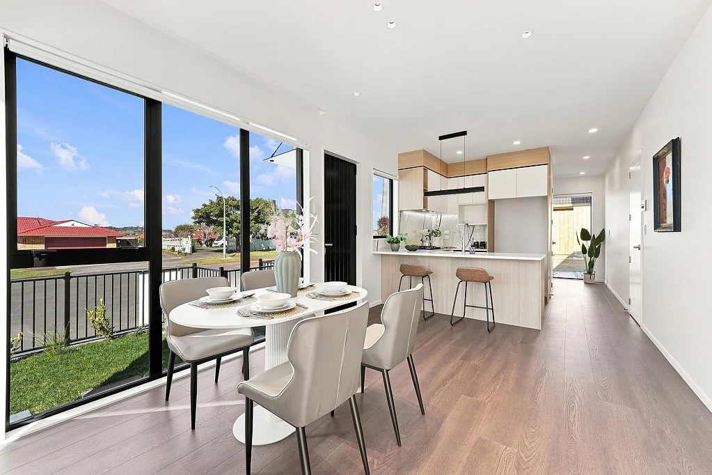 Botany Downs 4Zimmer Brand-New Standalone Living! CCC and Title issued.