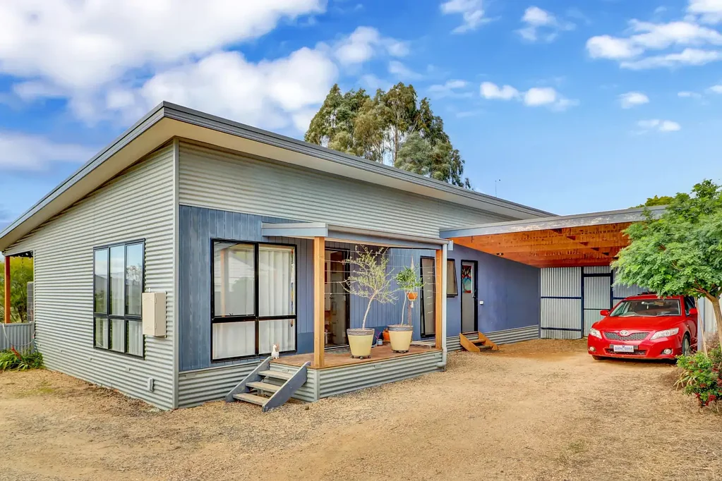 84b Highton Lane, Mansfield, VIC 3722