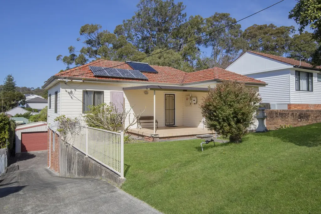 Adamstown 3Kwarto Blank Canvas Waiting for its Next Chapter!