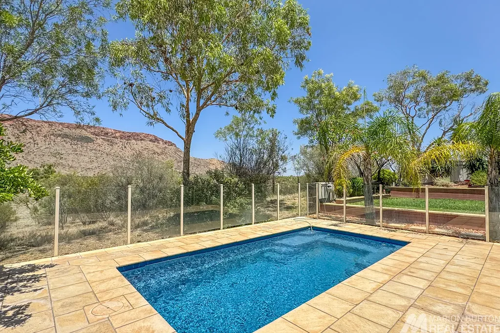 Larapinta 4ਬੈੱਡਰੂਮ A Perfect Family Home