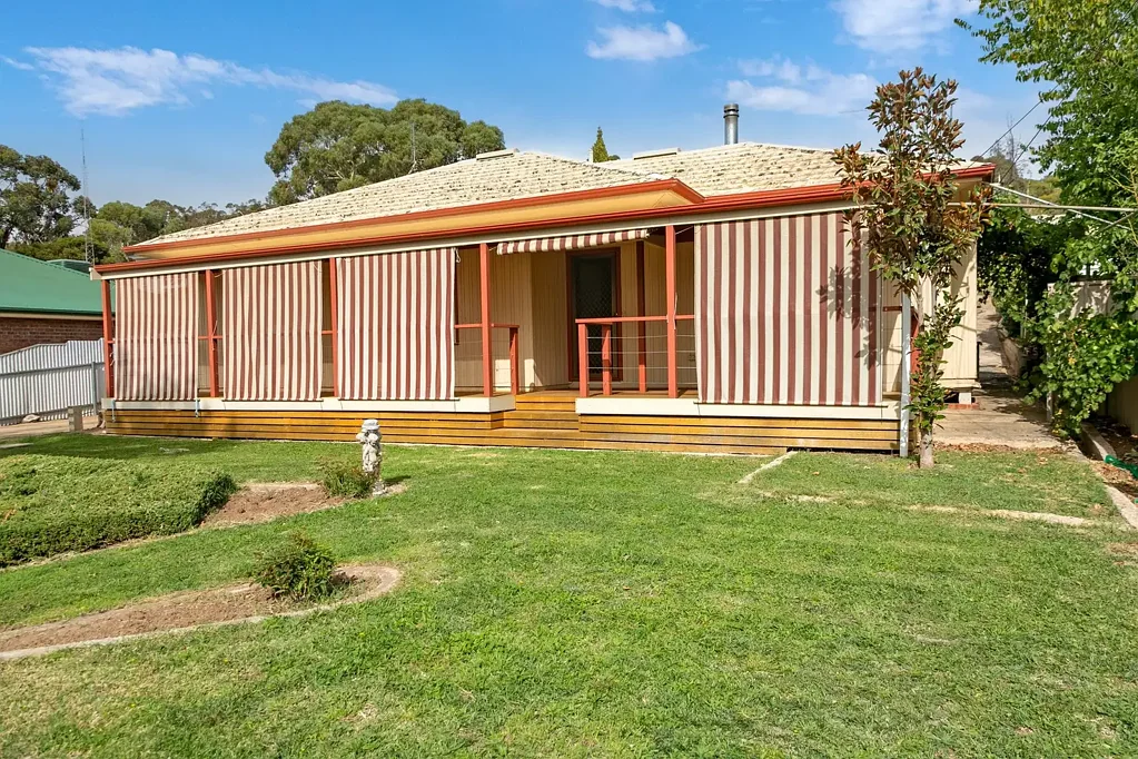 21 West Terrace, Clare, SA 5453