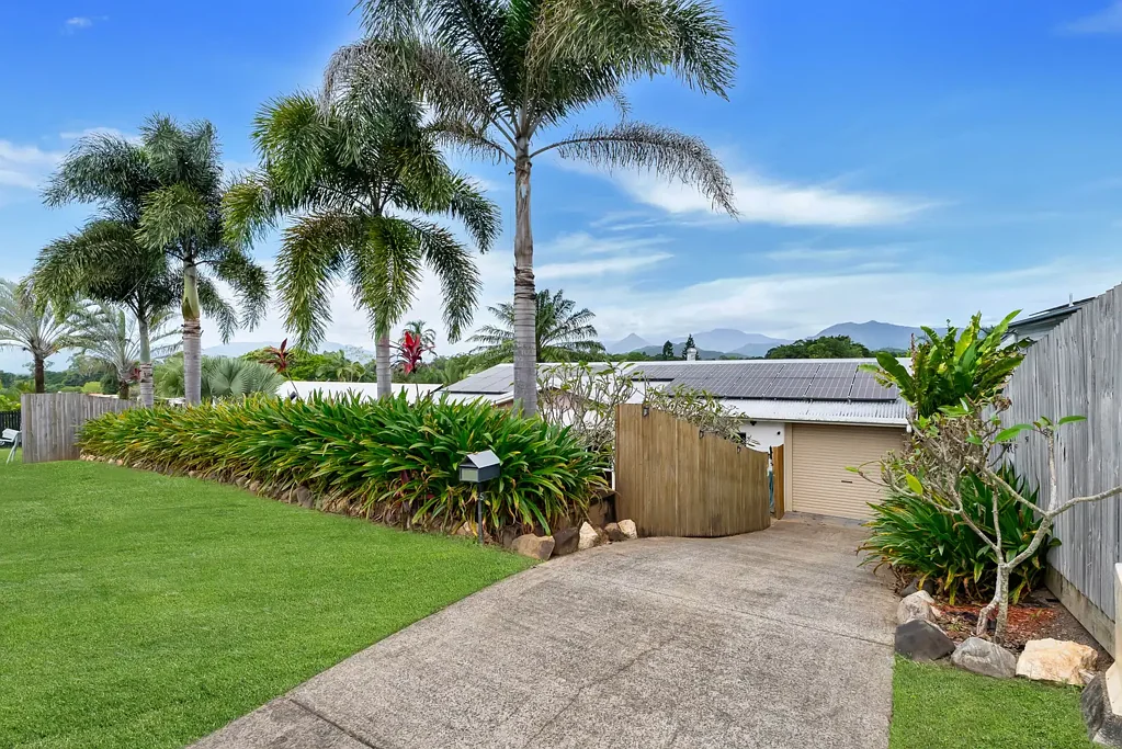 Mount Sheridan 3房  Rare Opportunity in Family Friendly Neighbourhood!