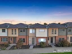 7/64 Escapade Boulevard, Craigieburn