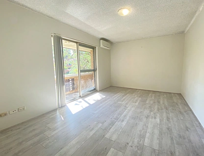 4/27-31 Sheffield Street, Merrylands, Parramatta (Northwest suburbs), 2 chambres, 1 salles de bain, Unit