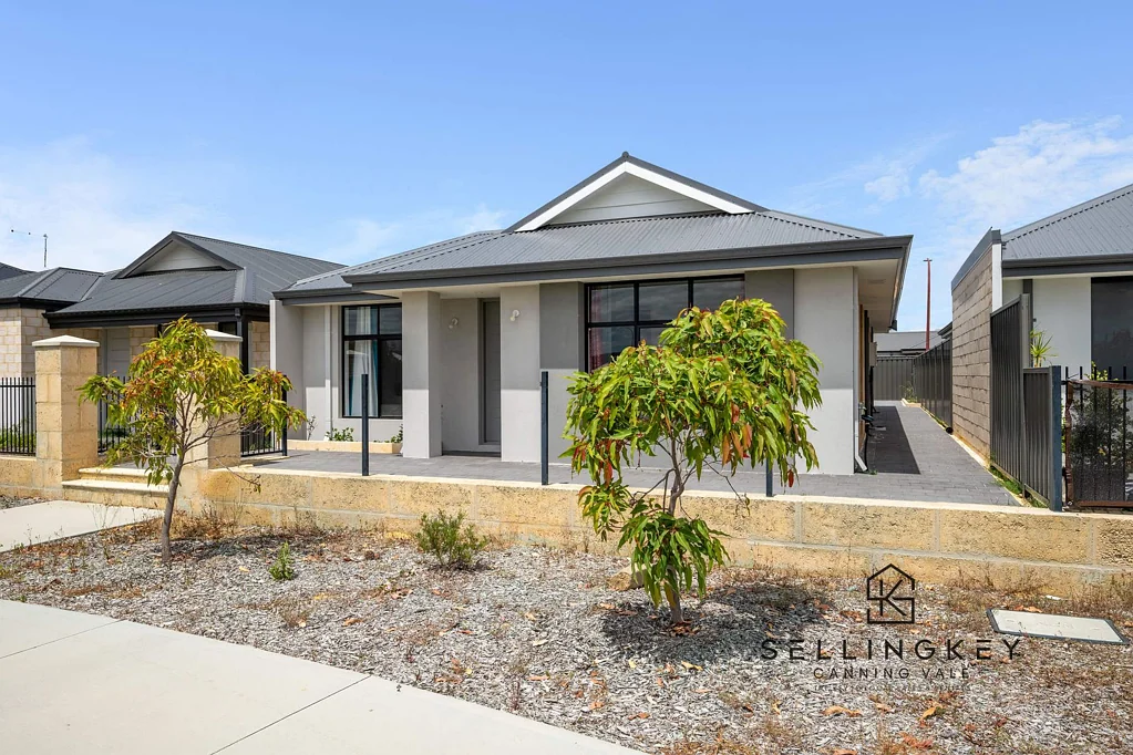 6 McKiviat Lane, Southern River, WA 6110