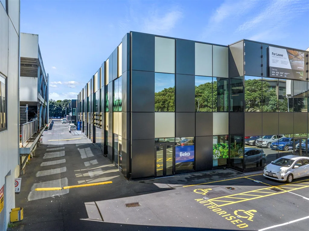 Ellerslie CBRE - Accessible Office / Showroom with Profile