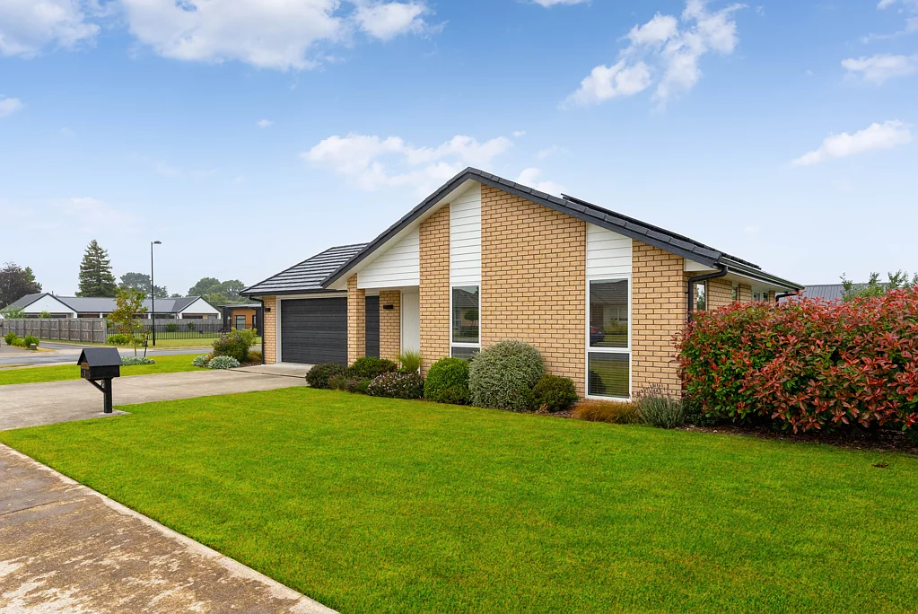 Carterton 3Zimmer Stylish, Sustainable and Convenient