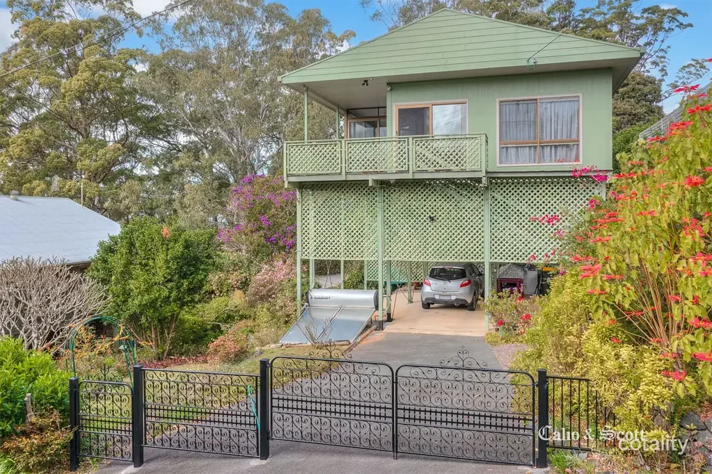 Montville 3chambre QUIET CULDESAC - VIEWS - CONVENIENT.