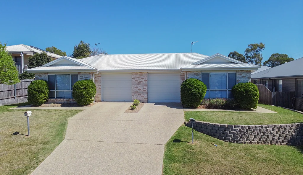 1a & B Sandstone Court, Warwick, QLD 4370