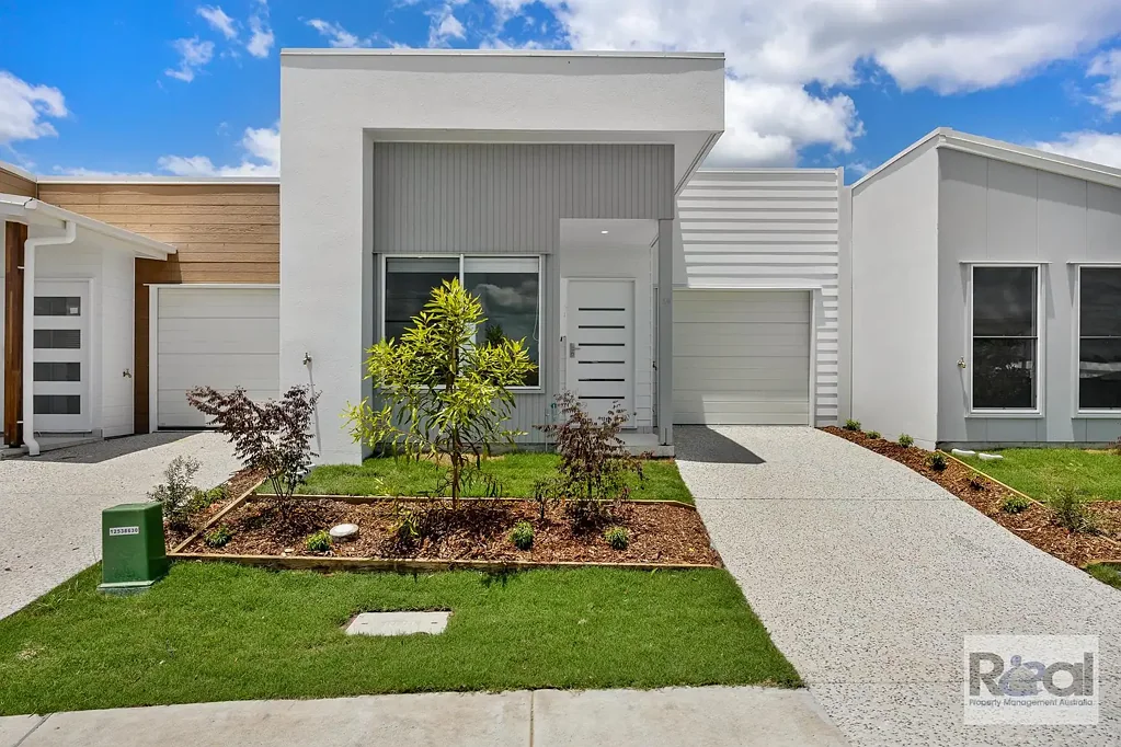 Beautiful Near New Terrace Style home