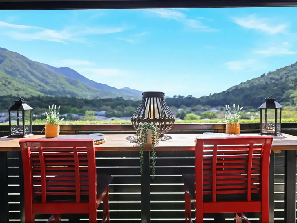 Redlynch 4ห้องนอน Stunning family home on 1606m2 block