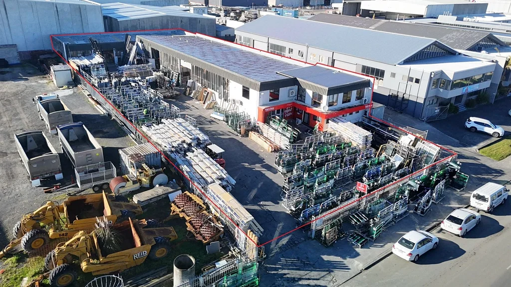 East Tamaki 712sqm Industrial with 900sqm Secure Yard