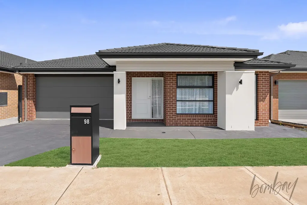 Spacious Family Living in the Heart of Kalkallo!