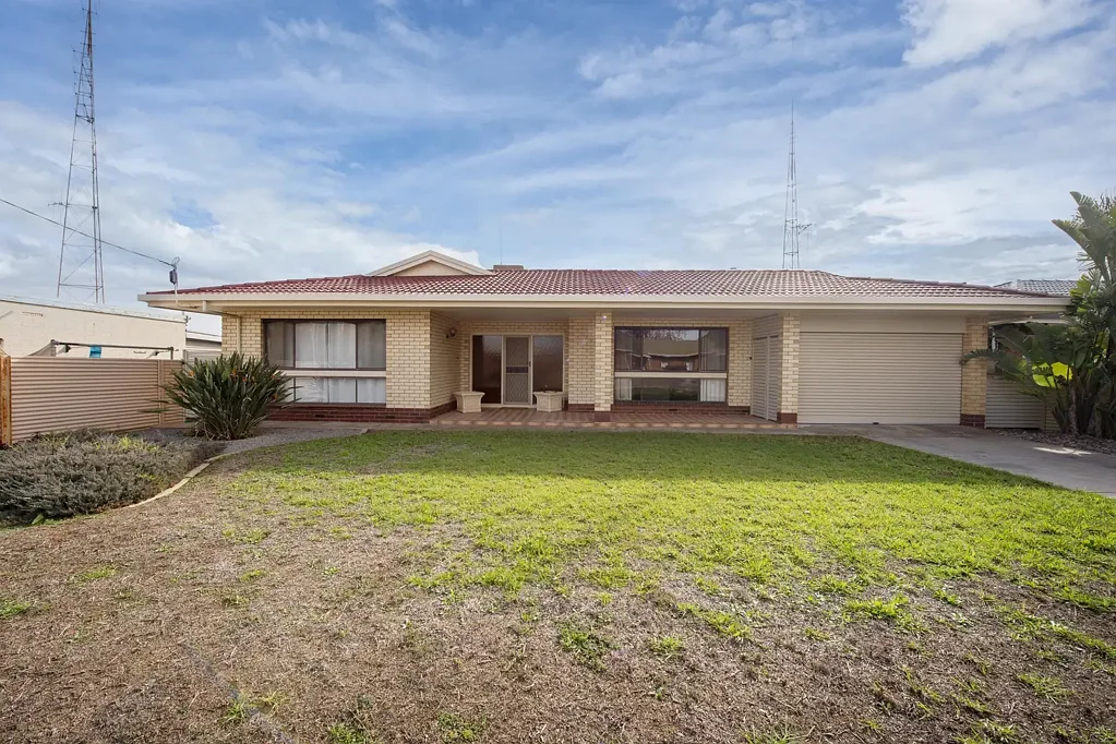 18 Port Davis Rd, Port Pirie, SA 5540