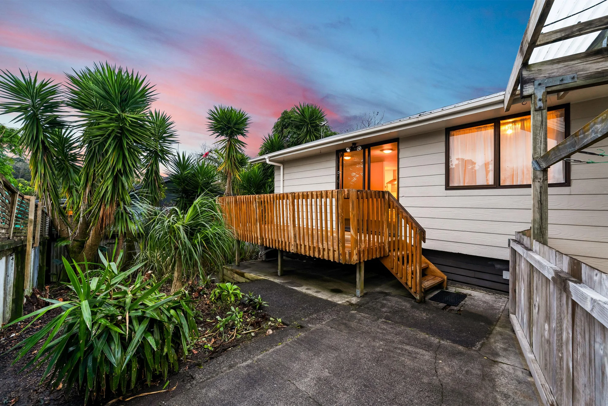 Ranui 3Zimmer Three Beds, Four Parks, Actual Garden