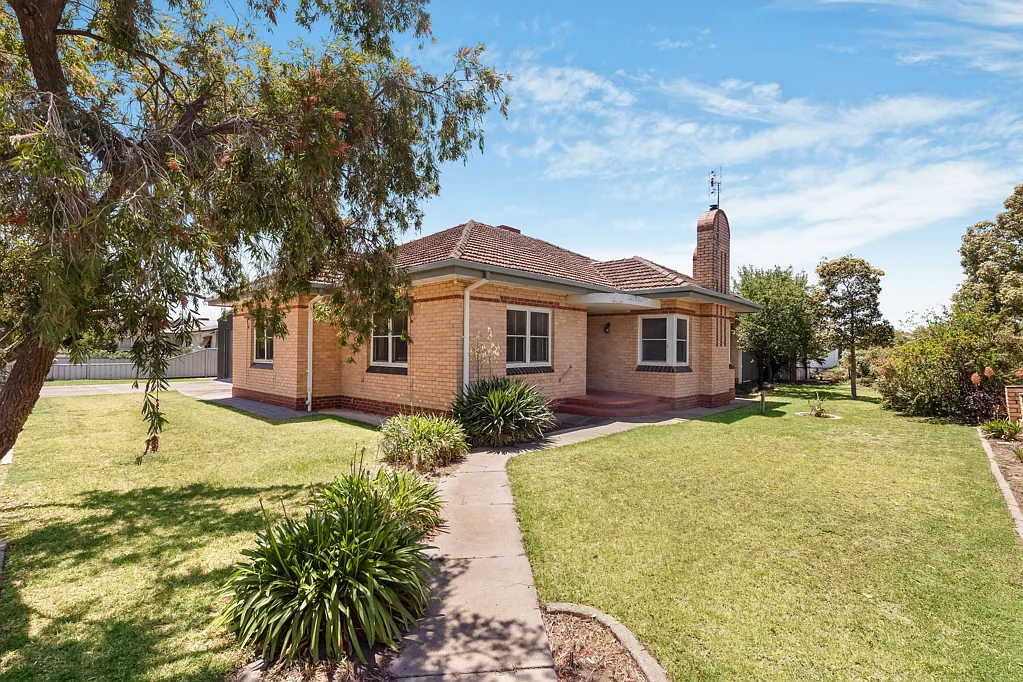 1 Cullen Street, Kerang, VIC 3579