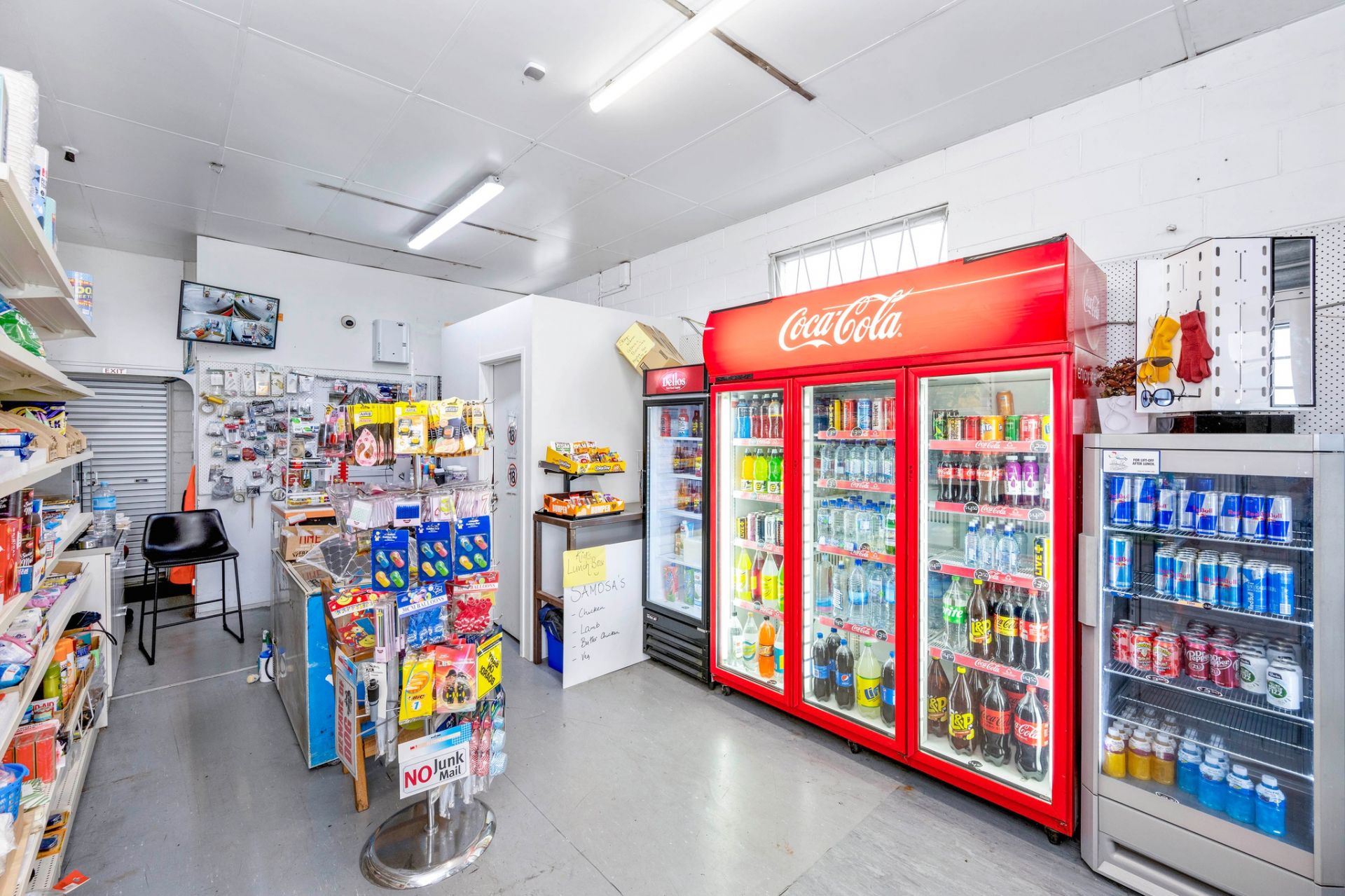 2 Kaurilands Road, Titirangi, Auckland - Waitakere, 3房, 0浴, Retail Property