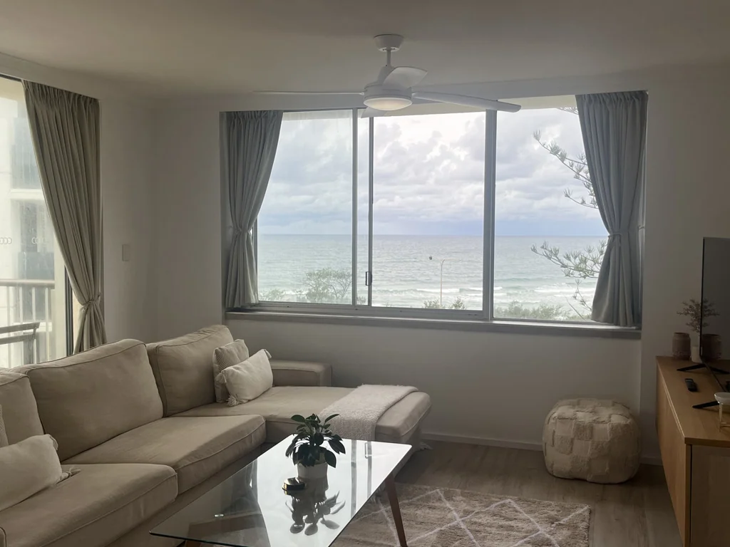 Kupari Apartments - Large Ocean View 1BR apartment in Surfers Paradise