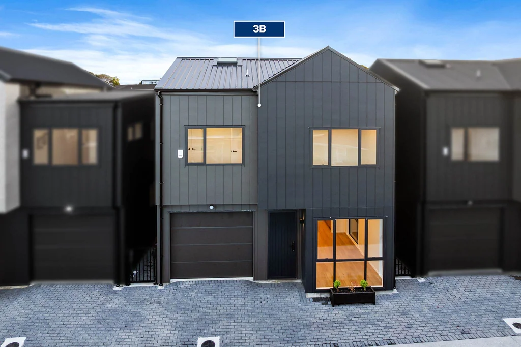 3B Towra Place, Botany Downs, Manukau City, Auckland