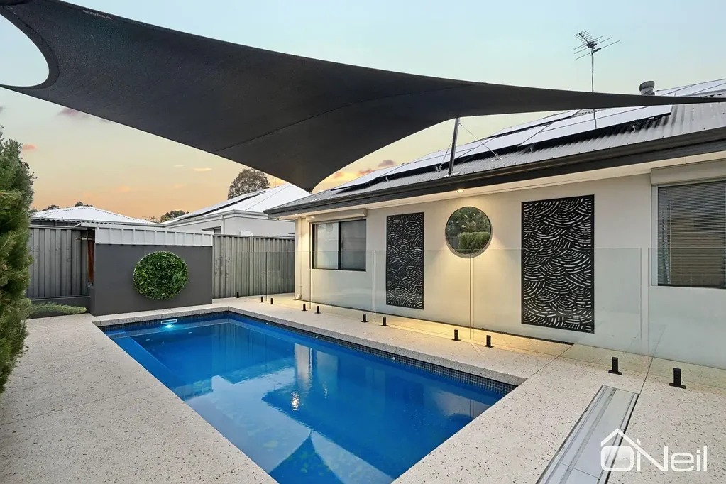 Harrisdale 4房  FEATURE PACKED FAMILY HOME - FINISHED TO PERFECTION