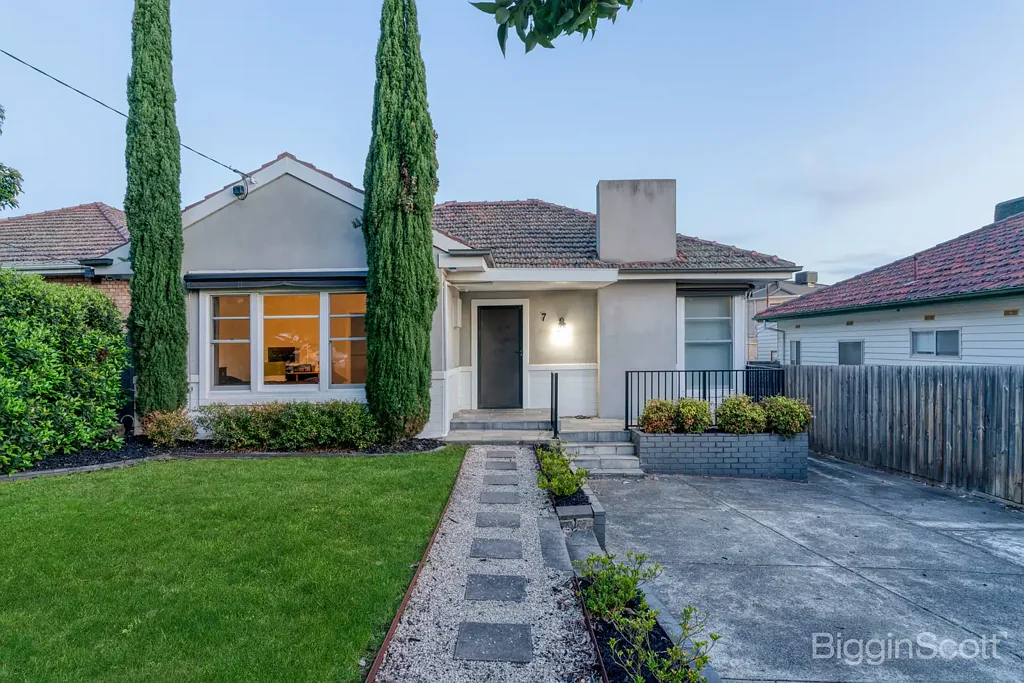 Pascoe Vale South 4कमरा Sophisticated Family Living, Designed To Impress
