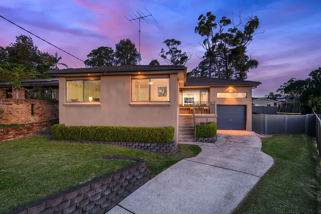 18 Western Avenue, Blaxland, NSW 2774