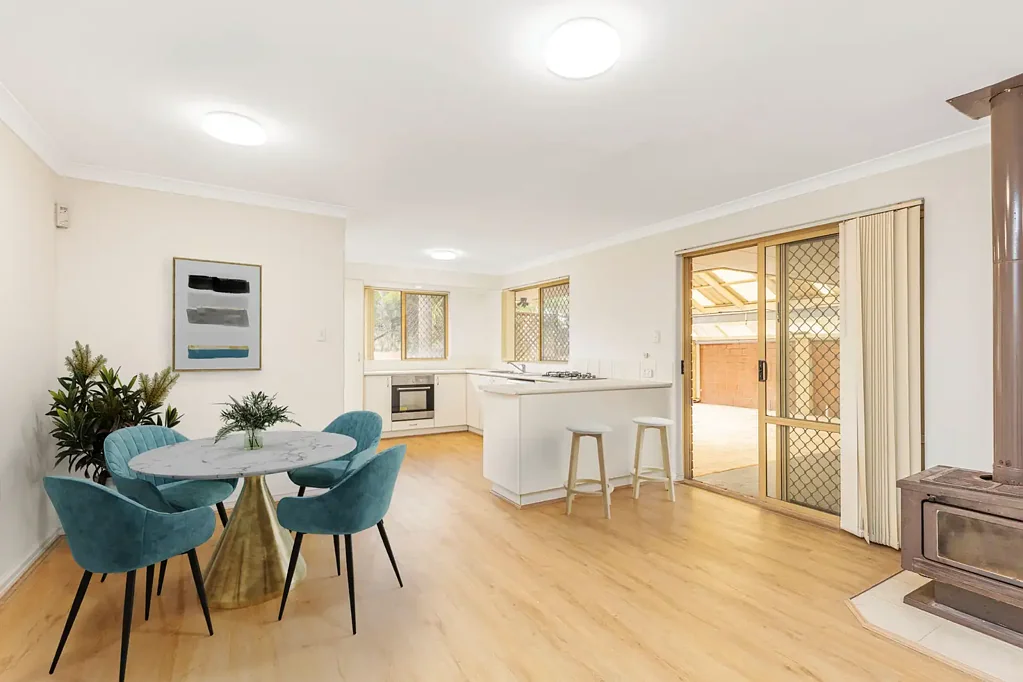 22 Huntingdale Crescent, Connolly, WA 6027