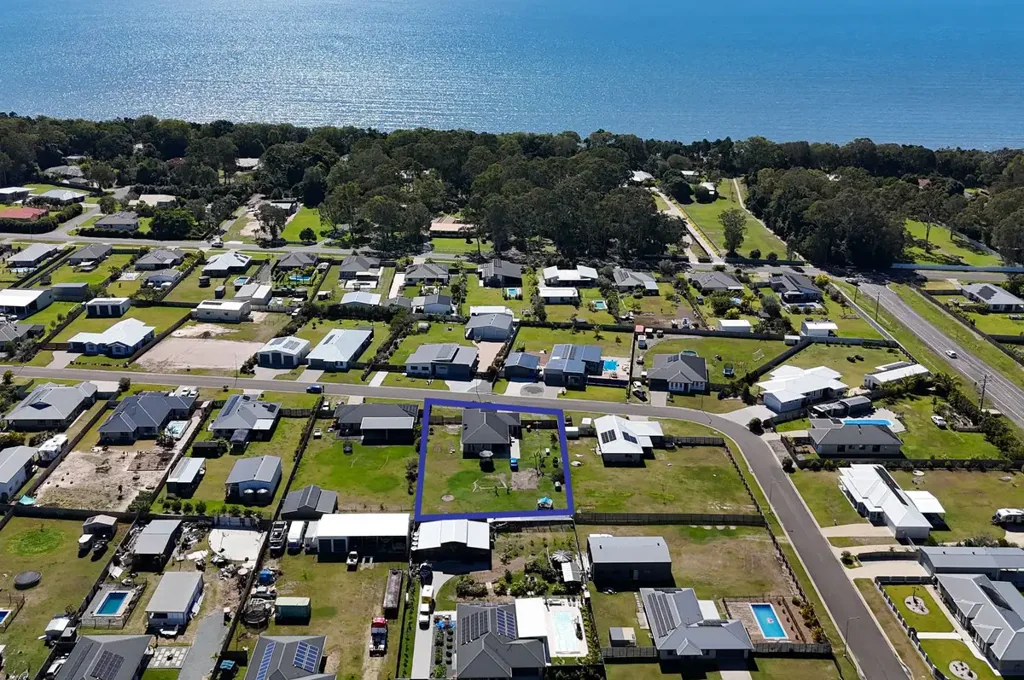 5 Periwinkle Crescent, Toogoom, QLD 4655