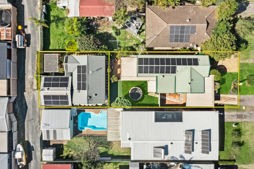 Woy Woy 5房  House and Granny Flat with Excellent Income Potential