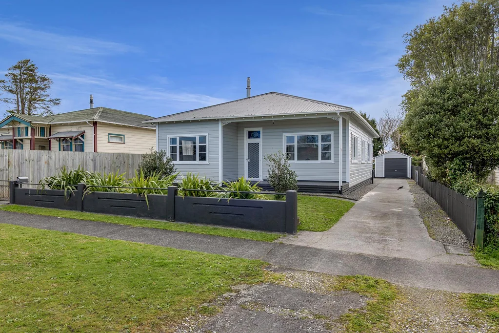 Stratford 3 Bedroom Perfectly Presented