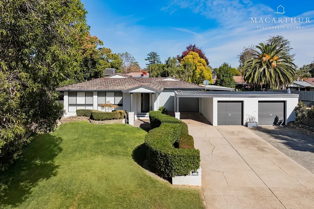 1 Orford Place, Lake Albert, NSW 2650