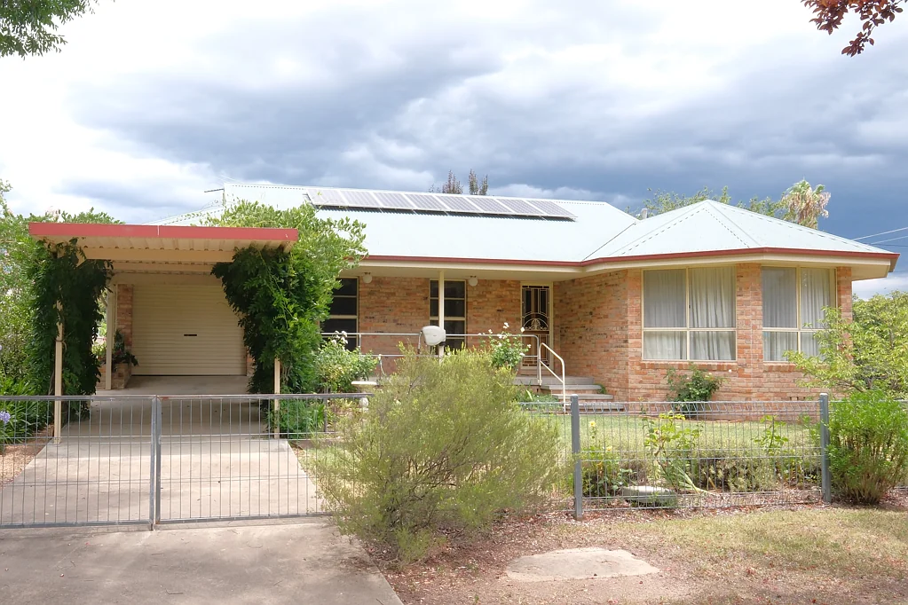105 Henderson Street, Inverell, NSW 2360